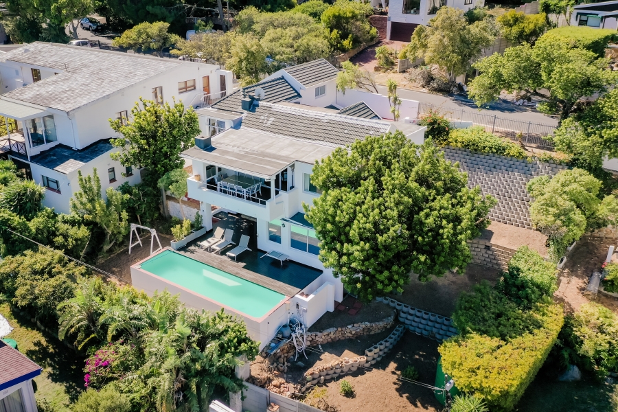 5 Bedroom Property for Sale in Camps Bay Western Cape